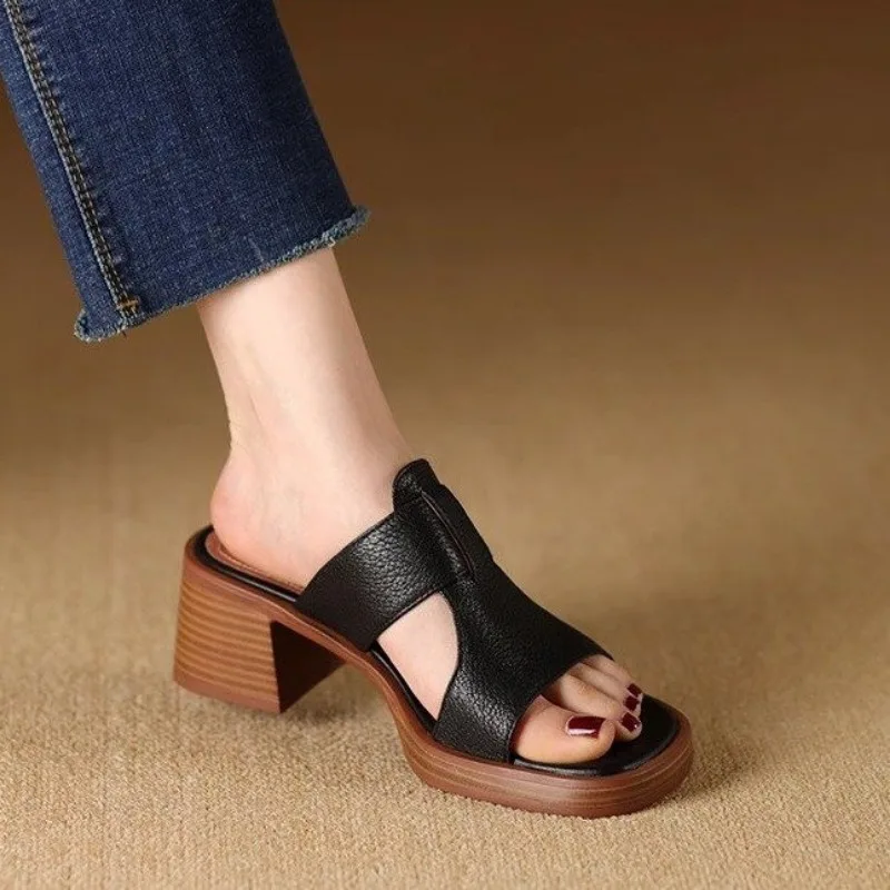 Alessia Leather Sandals - Image 3