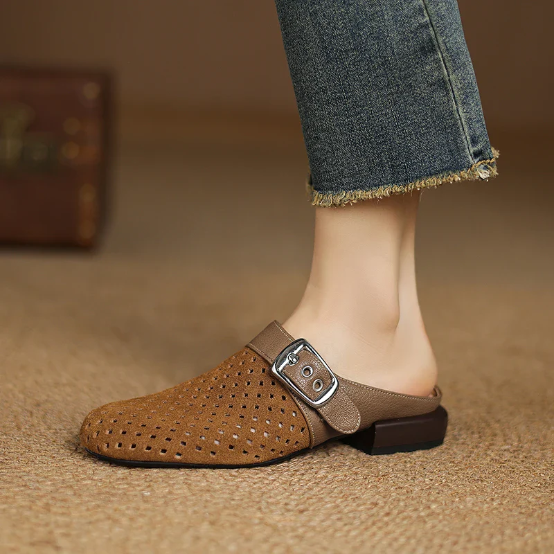 Carmen Clogs