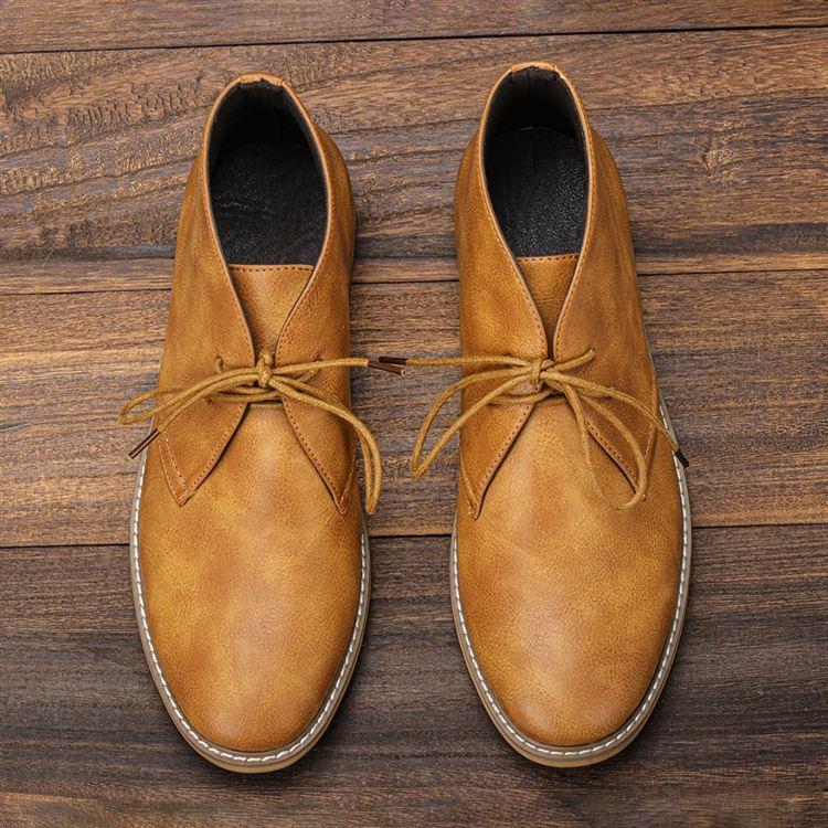Pembroke Leather Chukka Boots - Image 4