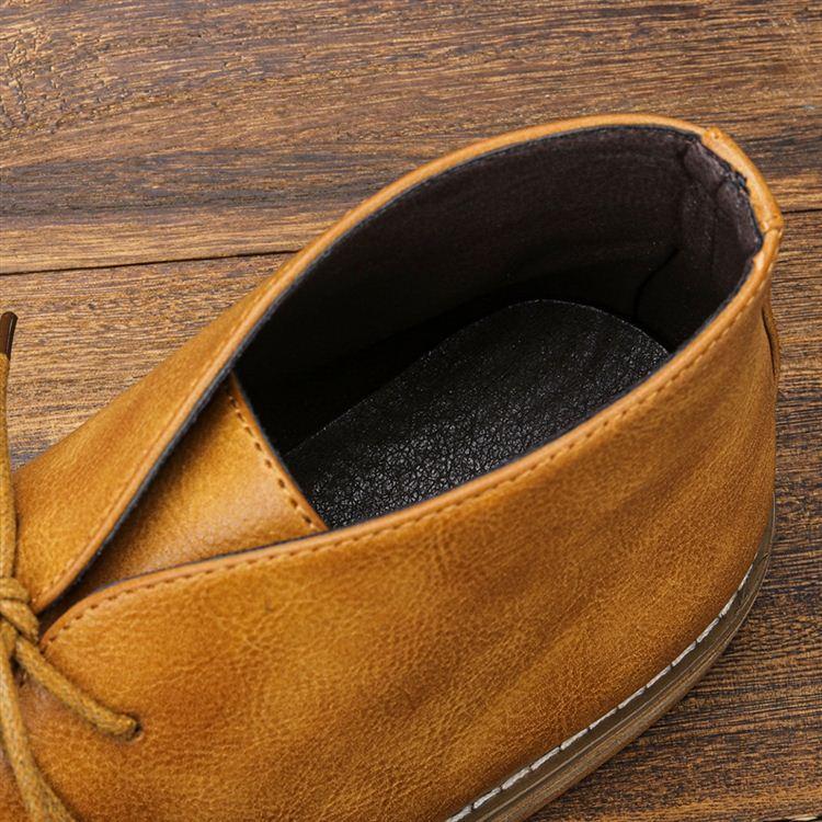 Pembroke Leather Chukka Boots - Image 7