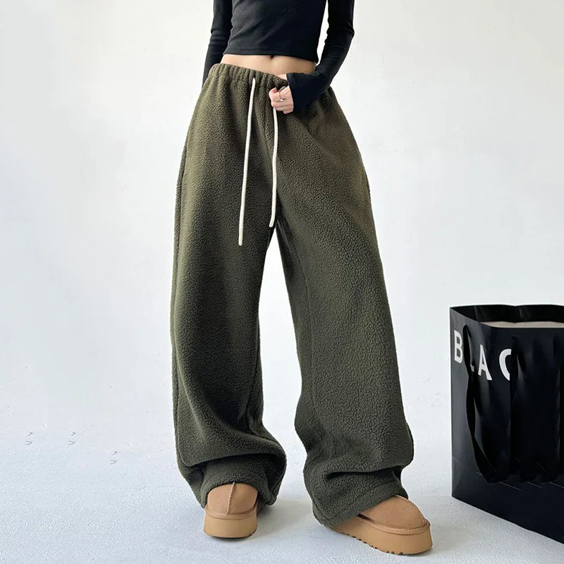 Soho Lounge Fleece Sweatpants - Image 4