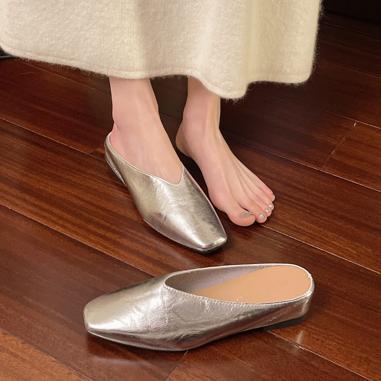 Vale Leather Flats - Image 9