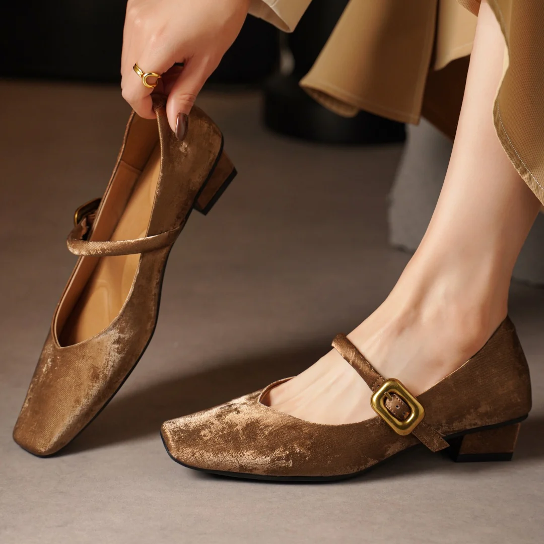 Velora Velvet Heels - Image 3