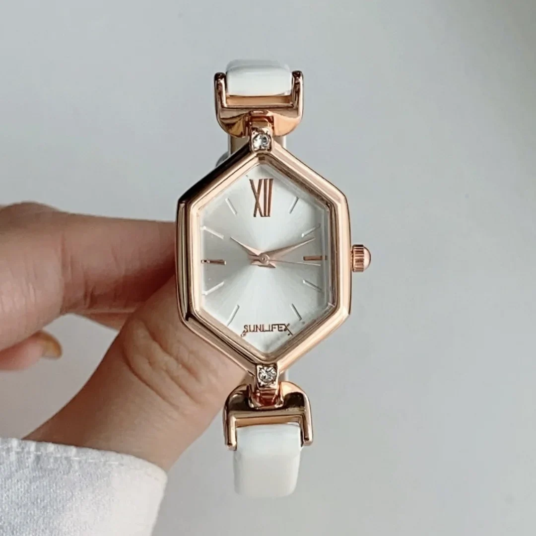Zora Wristwatch - Image 7